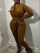 Marrom