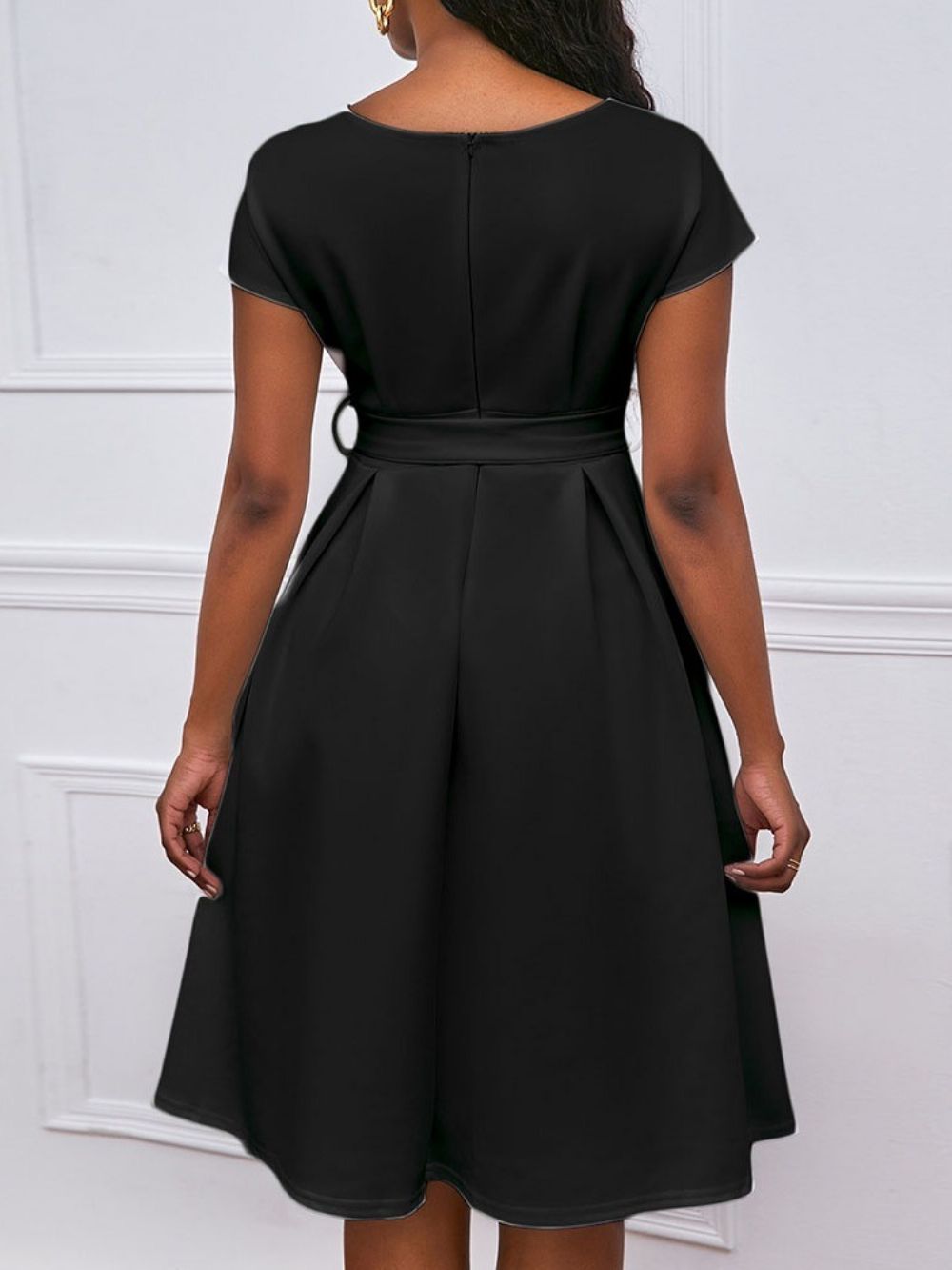 Vestido Casual De Verão Com Decote Em V E Manga Curta Com Comprimento No Joelho